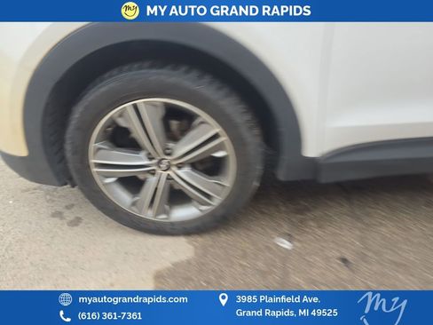 Used 2015 Hyundai Santa Fe Limited image 29