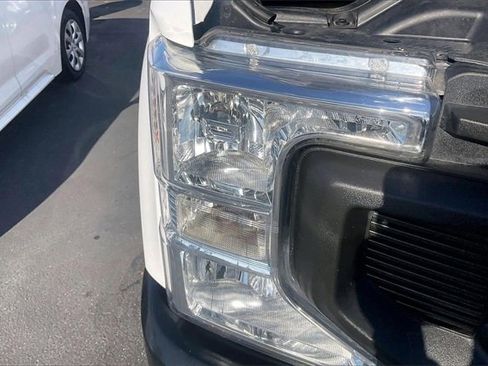 Certified 2022 Ford F250 XL w/ Power Equipment Group image 28