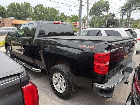 Used 2017 Chevrolet Silverado 1500 LT w/ All Star Edition AWD/4WD image 5