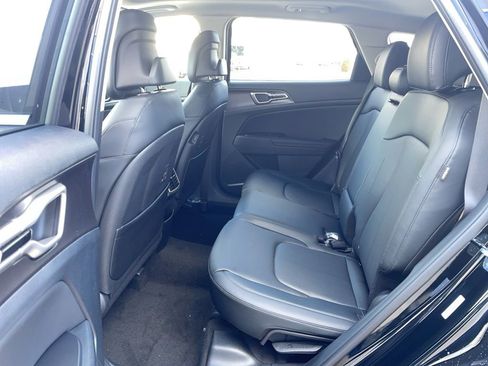 New 2026 Kia Sportage EX image 11