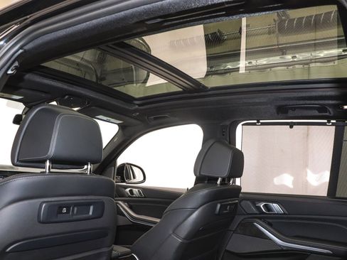 Used 2022 BMW X5 M50i w/ Executive Package image 26