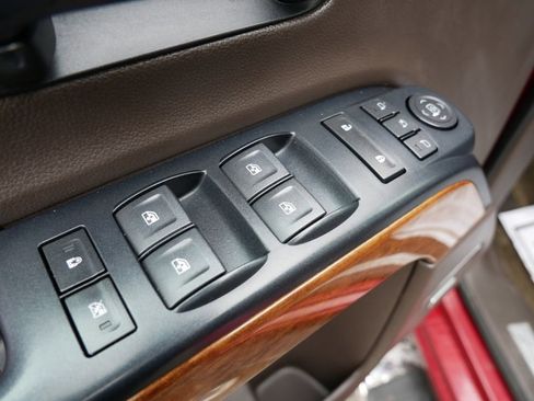 Used 2018 Chevrolet Silverado 1500 High Country AWD/4WD image 21