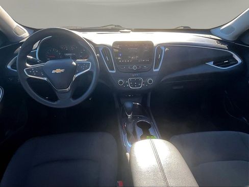 Used 2024 Chevrolet Malibu LT FWD image 9