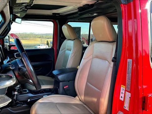 Used 2018 Jeep Wrangler Unlimited Rubicon image 10