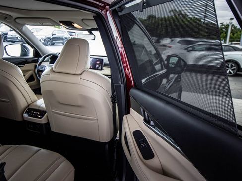 Used 2024 INFINITI QX60 Luxe w/ Cargo Package FWD image 18
