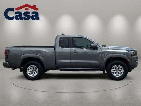 Used 2024 Nissan Frontier SV w/ Technology Package AWD/4WD image 7