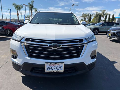 Used 2023 Chevrolet Traverse LT image 46
