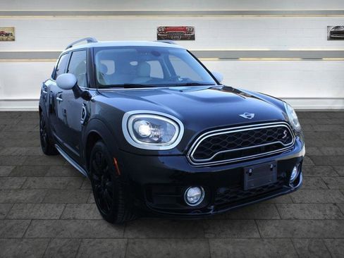 Used 2017 MINI Cooper Countryman S image 1