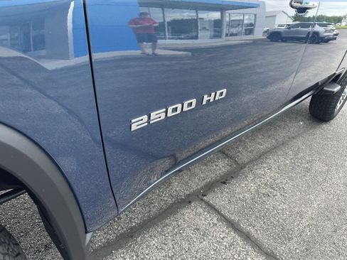 New 2026 Chevrolet Silverado 2500 LTZ w/ LTZ Premium Package AWD/4WD image 6