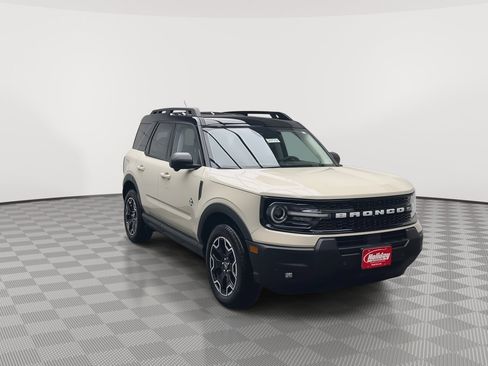 New 2025 Ford Bronco Sport Outer Banks w/ Outer Banks Tech Package+ image 41