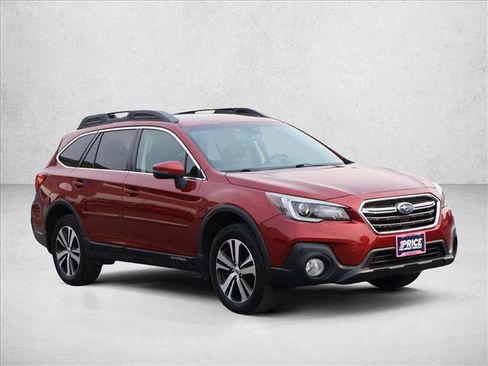 Used 2018 Subaru Outback 3.6R Limited AWD/4WD image 3