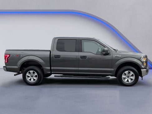 Used 2017 Ford F150 XLT w/ Equipment Group 301A Mid image 12