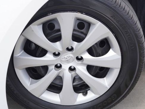 Certified 2024 Toyota Corolla LE image 11