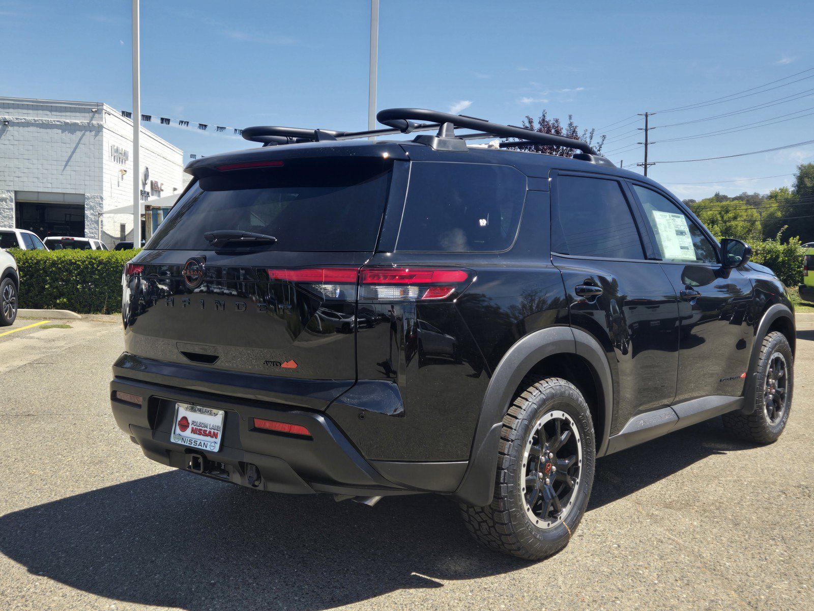 New 2026 Nissan Pathfinder Rock Creek w/ Rock Creek Premium Package AWD/4WD image 4