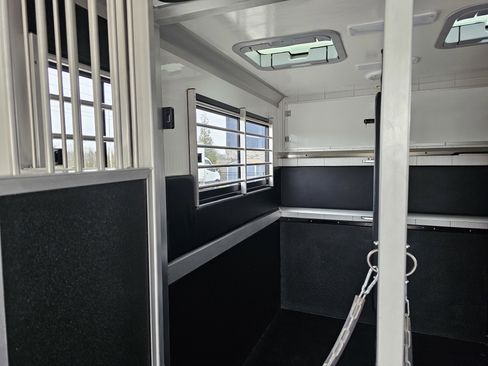 New 2024 Mercedes-Benz Sprinter 3500 image 13
