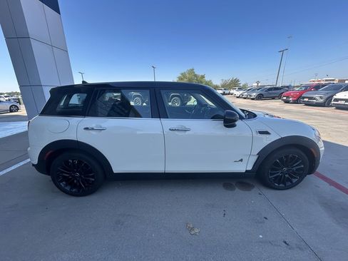 Used 2019 MINI Cooper Clubman ALL4 w/ Premium Package image 4