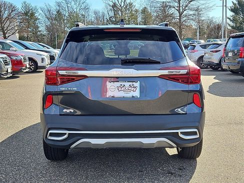 Used 2022 Kia Seltos S image 7