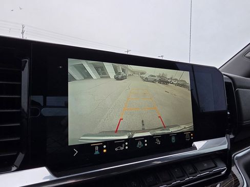 Used 2022 GMC Sierra 1500 Elevation w/ Elevation Premium Package image 16