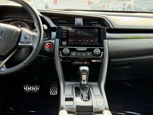 Used 2020 Honda Civic Sport image 14