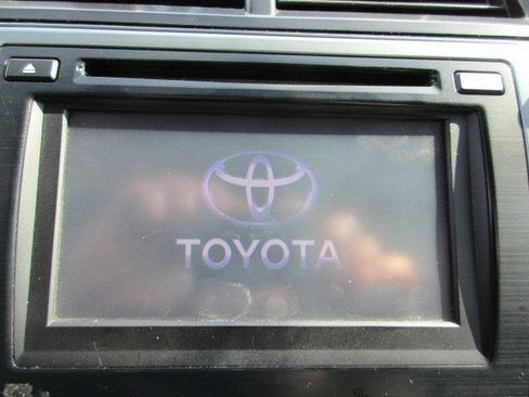 Used 2014 Toyota Camry SE FWD image 19