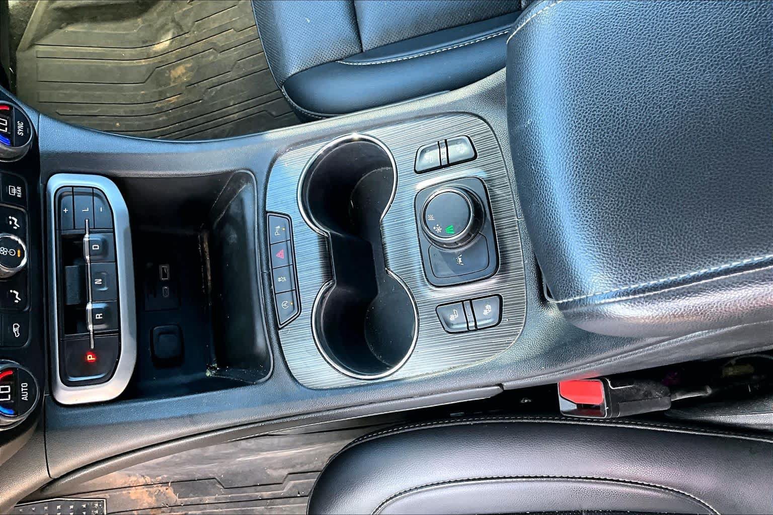 Used 2021 GMC Acadia SLT FWD image 15