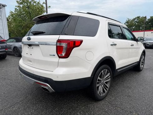 Used 2017 Ford Explorer Platinum AWD/4WD image 5