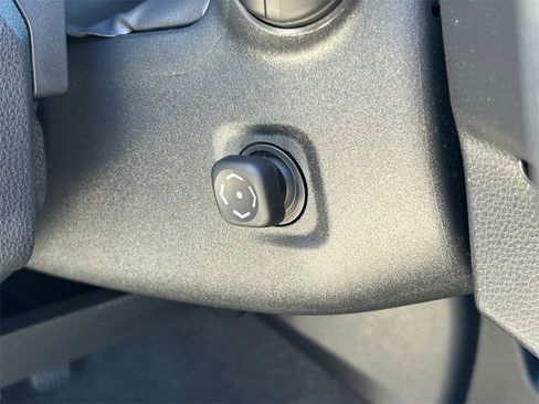 New 2025 Toyota 4Runner Limited image 28