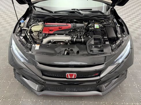 Used 2018 Honda Civic Type R image 32