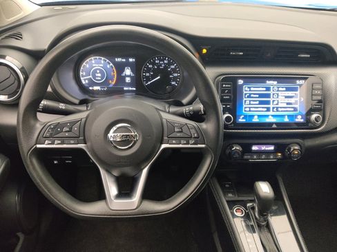 Used 2021 Nissan Kicks SV FWD image 22
