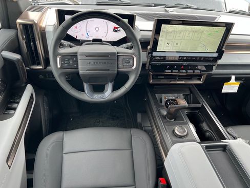 New 2025 GMC Hummer EV 2X image 4