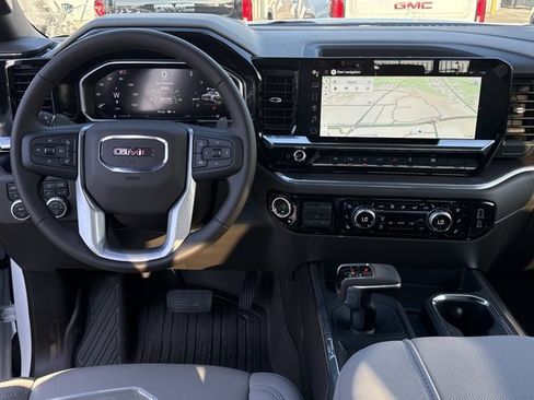 New 2026 GMC Sierra 1500 SLT w/ SLT Premium Plus Package AWD/4WD image 5