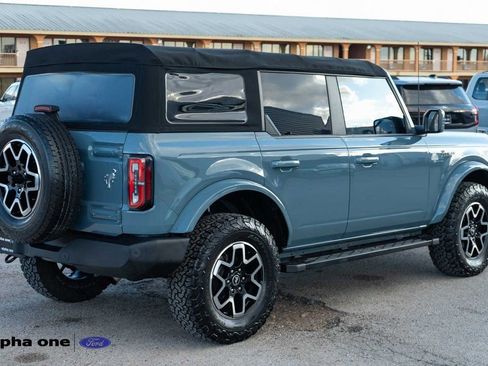 Used 2022 Ford Bronco Outer Banks image 5