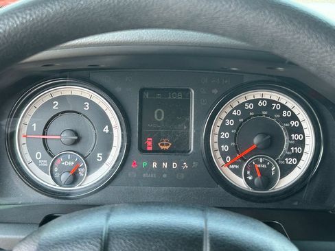 Used 2018 RAM 2500 Tradesman w/ Chrome Appearance Group AWD/4WD image 25