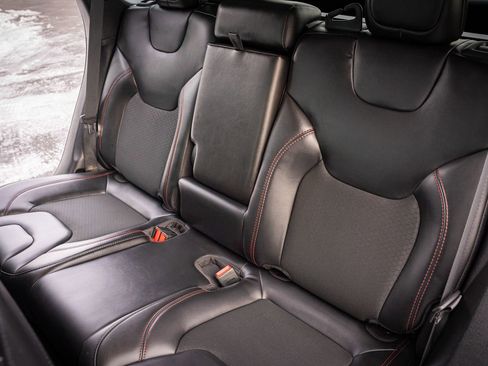 Used 2021 Jeep Cherokee Trailhawk image 26