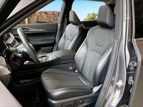 Used 2025 INFINITI QX60 Luxe w/ Vision Package image 25