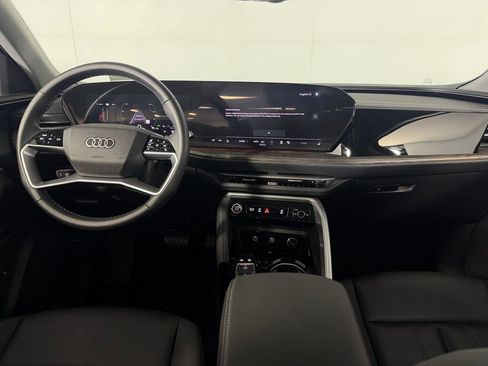 Used 2025 Audi Q5 Premium w/ Convenience Package AWD/4WD image 13