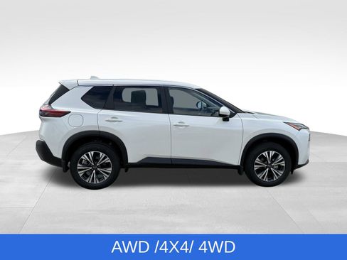 Used 2023 Nissan Rogue SV AWD/4WD image 12
