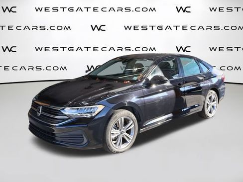 Used 2022 Volkswagen Jetta SE image 1