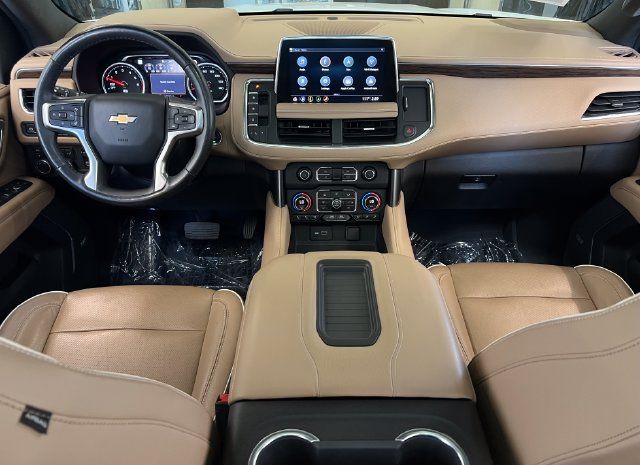 Used 2021 Chevrolet Tahoe Premier w/ Premium Package AWD/4WD image 35