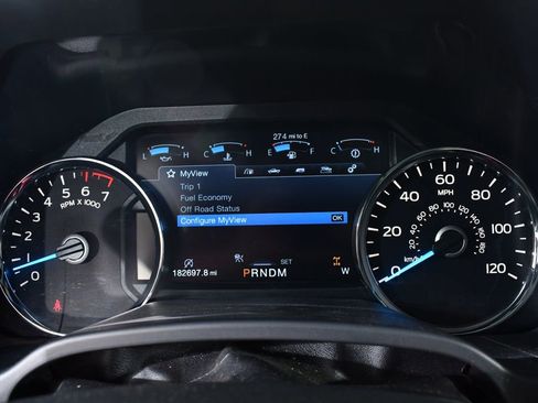 Used 2017 Ford F150 Platinum w/ Equipment Group 701A Luxury AWD/4WD image 26