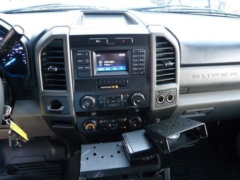Used 2019 Ford F250 XL w/ Power Equipment Group RWD image 33