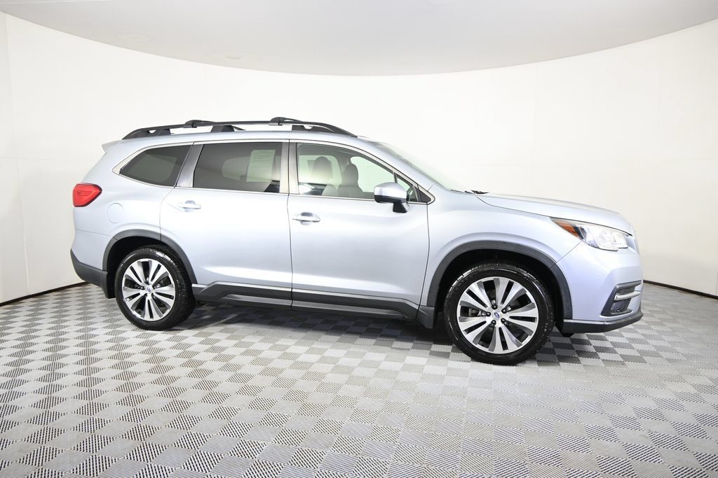 Used 2019 Subaru Ascent Premium w/ Popular Package #2 AWD/4WD image 8