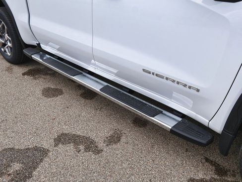 New 2026 GMC Sierra 1500 SLT w/ SLT Premium Plus Package image 30