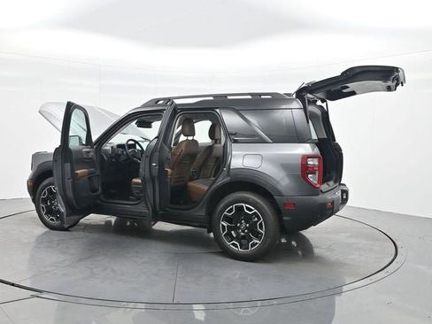 New 2025 Ford Bronco Sport Outer Banks w/ Outer Banks Tech Package+ AWD/4WD image 45