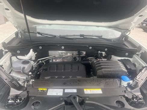 Certified 2024 Volkswagen Atlas SE image 23