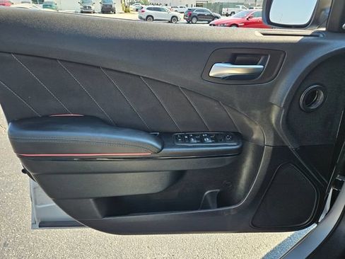 Used 2022 Dodge Charger R/T w/ Blacktop Package RWD image 29