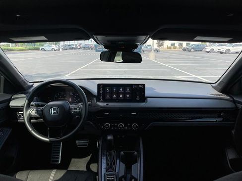 Used 2025 Honda Accord Sport image 10