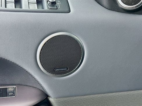 Used 2014 Land Rover Range Rover Sport HSE image 25