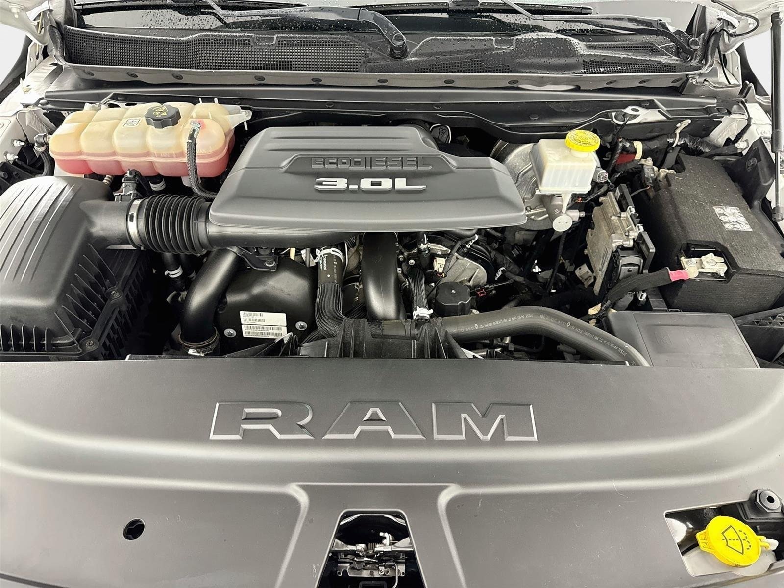 Used 2021 RAM 1500 Limited w/ Body Color Bumper Group AWD/4WD image 30