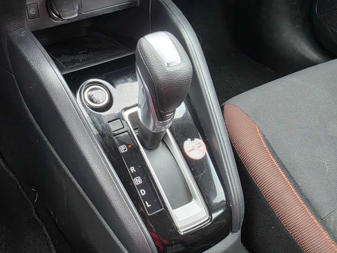 Used 2024 Nissan Versa SR FWD image 33